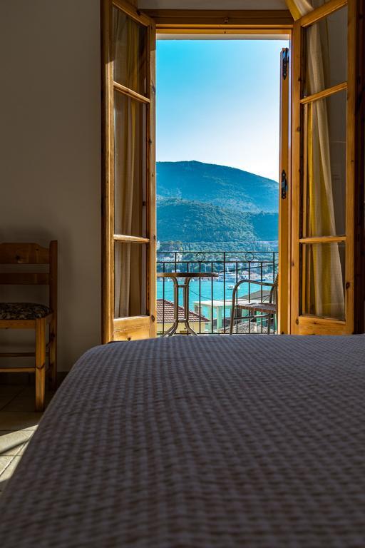 Maroudas Stavros Apartments バティ エクステリア 写真